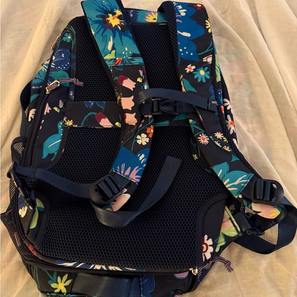 VERA BRADLEY Lighten Up Journey Backpack in Firefly Garden Print - Picture 7 of 12